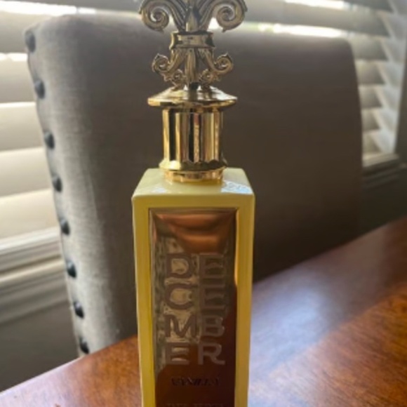 Paris Corner DECEMBER VANILLA - Picture 1 of 1